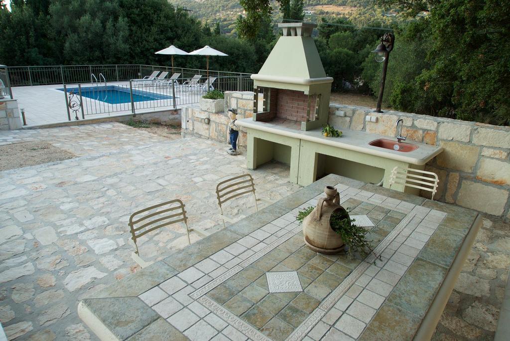 Forest Villas Kefalonia Logarata 外观 照片