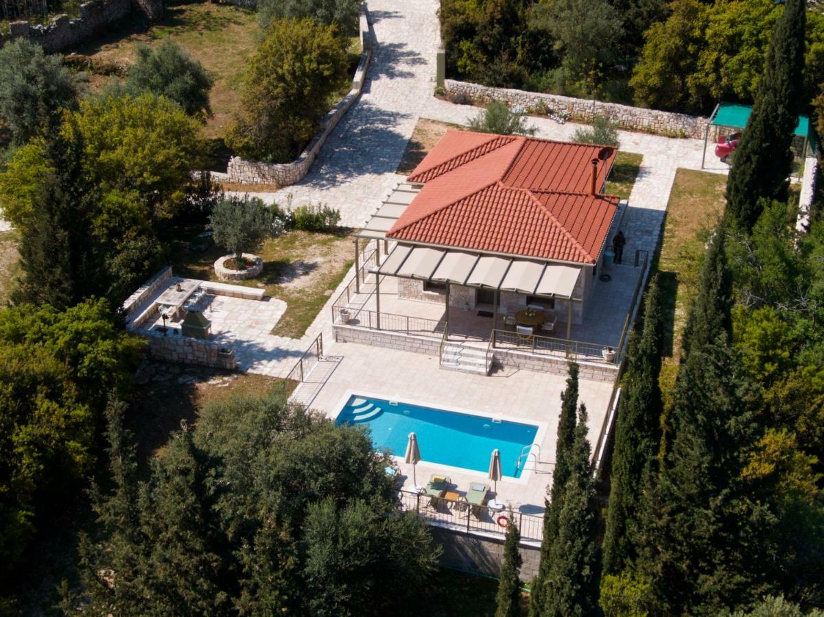 Forest Villas Kefalonia Logarata 外观 照片