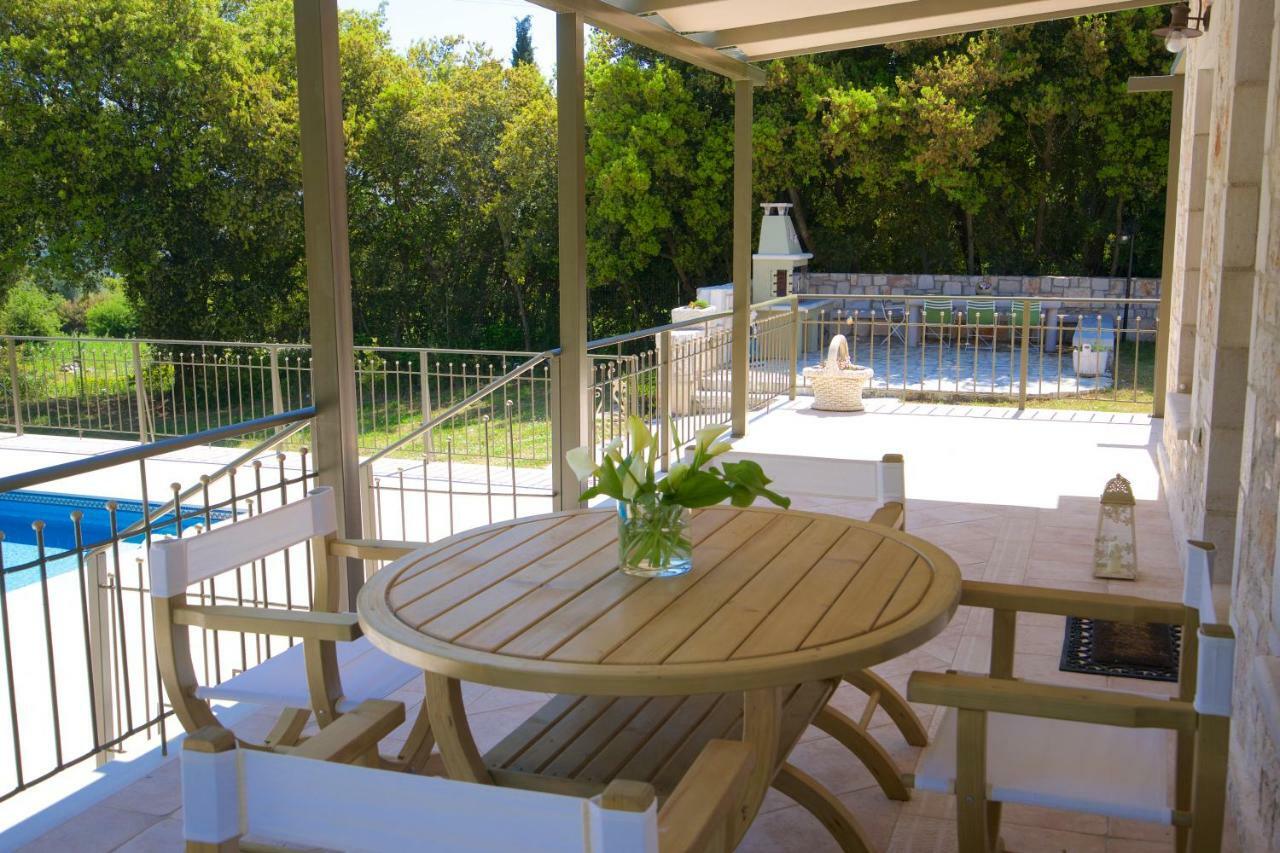 Forest Villas Kefalonia Logarata 外观 照片