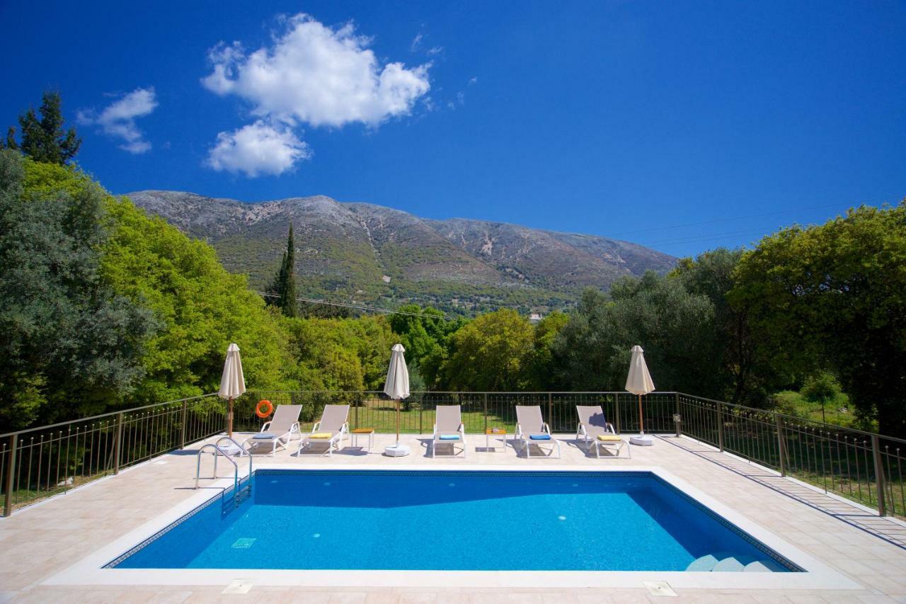 Forest Villas Kefalonia Logarata 外观 照片